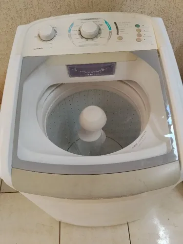 Máquina de lavar roupa Electrolux 8 kilos