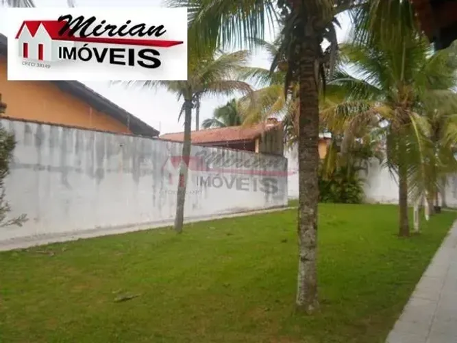 Terreno a venda no bairro Josedy em Peruibe com 538 m2. Agende uma visita com a Mirian Imo