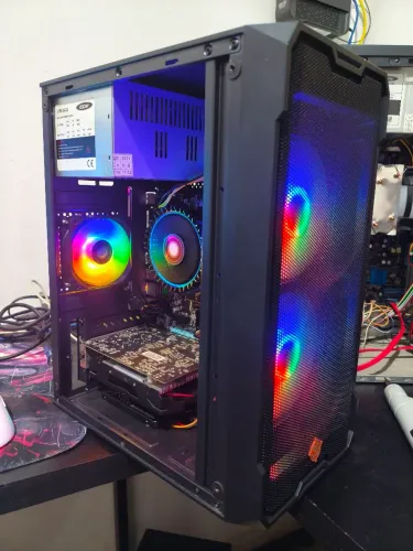 Pc gamer i7 rx550 4gb