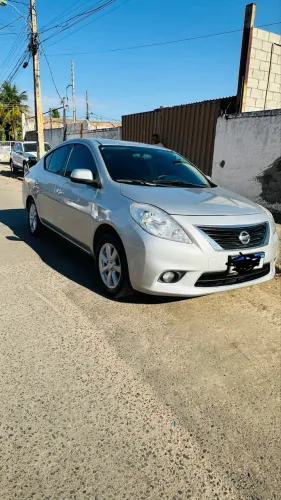 Nissan Versa SL 1.6 16V Flex Fuel 4P Mec. 2013