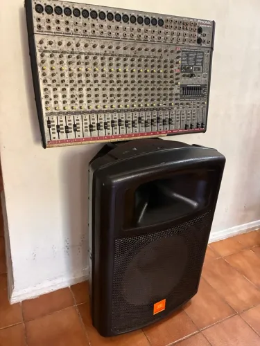 Combo de som JBL + PHONIC