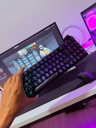 Teclado Redragon sem fio