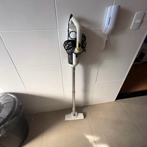Aspirador de Pó Vertical Kärcher 127V (Ótimo Estado)