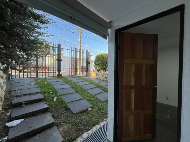 Casa Comercial em Jardim das Américas - Cuiabá - MT