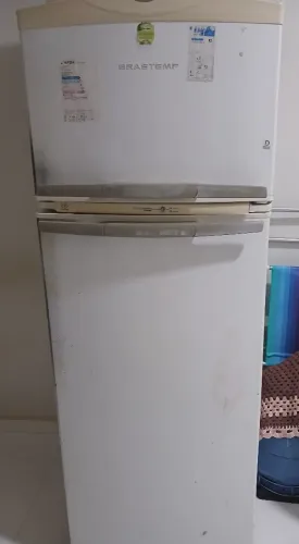 Geladeira com defeito