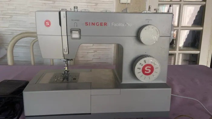 Singer facilita pro 