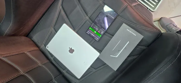 TROCO POR 17 PRO MAX (GALAXY S25 ULTRA 512GB E IPAD 8 GERAÇÃO 32GB)