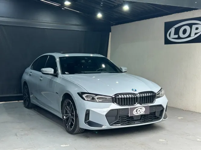 BMW 330E M Sport 2.0 Turbo Híbrido AU 2024