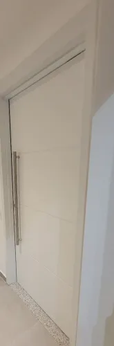 DAS BOAS! Porta pivotante de madeira maciça branca 2,10 x 0,9 metros 