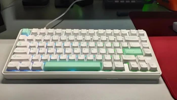 Teclado Gamer Magnético VGN NEON 75 ULTRA - Usado