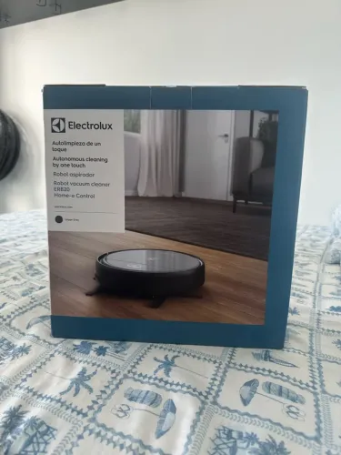 Robô Aspirador Electrolux ERB20 - Seminovo, usado 5x + caixa