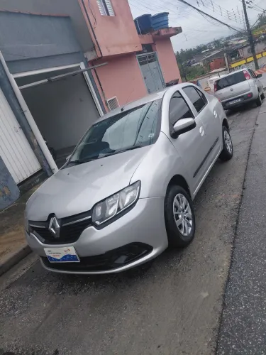Renault Logan Expression Hi-flex 1.6 8V 4P 2014