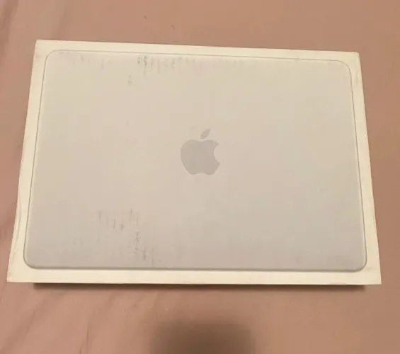 MacBook Neo 13-inch 8gb RAM 256gb de Memória