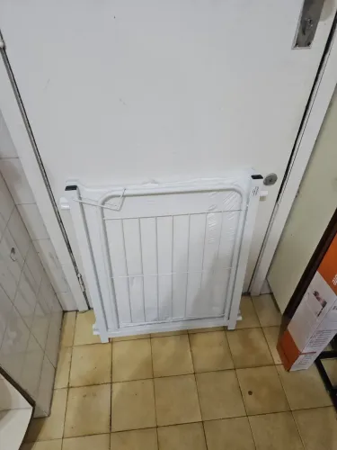 Grade Portão Porta Proteção Pets Crianças C/ Extensor Branco Açomix