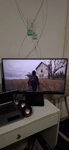 Notebook Acer Aspire 5 i7 10th Gen e Monitor LG 24p zero