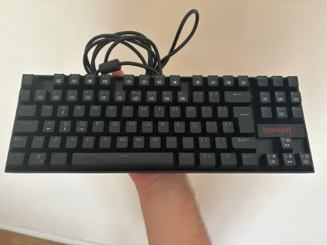TECLADO REDRAGON KUMARA