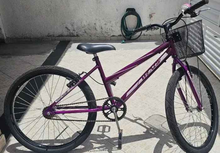 Bike Aro 24 Feminina (Lilas) em estado de nova (pouco usada)