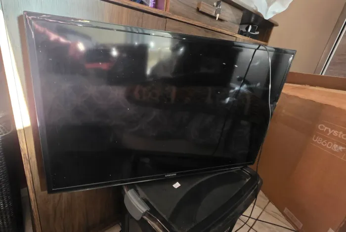 Vendo TV Samsung 40 pol