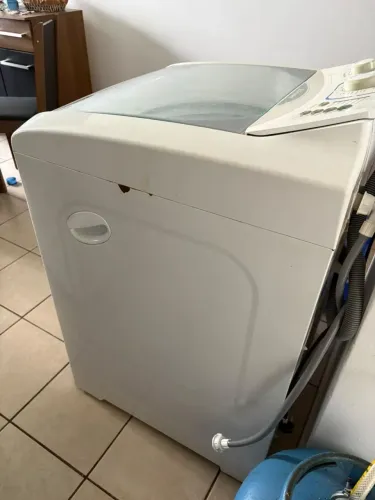 Máquina de lavar(COM DEFEITO)