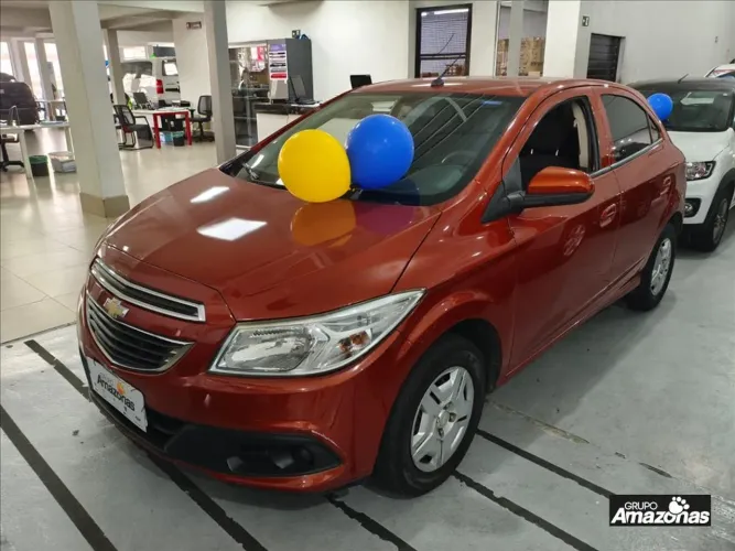 Chevrolet Onix Hatch LT 1.0 8V Flex Mec. 4P 2013