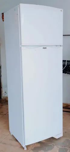 Geladeira Duplex Dako 220vlts