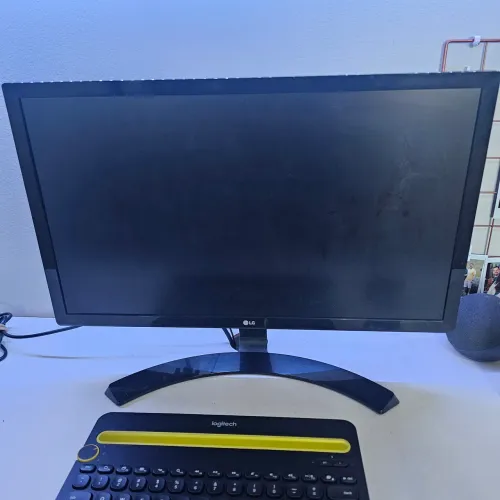 Monitor LG 21,5" IPS LED - Excelente estado | HDMI + DVI