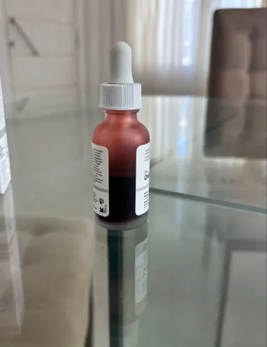 Peeling the ordinary original com caixa produto pela metade 
