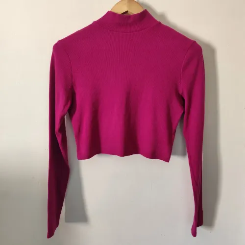 Cropped Manga Longa Rosa Fúcsia Gola Alta Canelado (Tam G) Body Blues