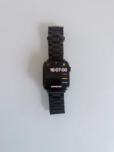 Apple Watch S8