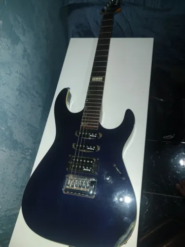 Guitarra strinberg 