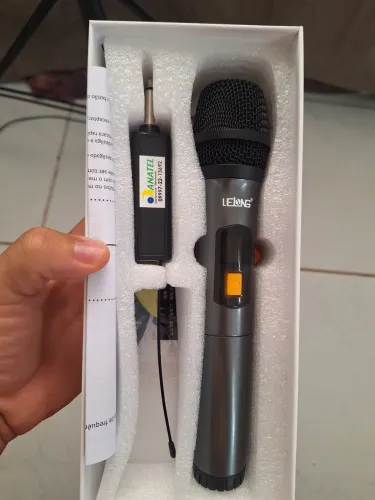 Microfone sem fio Lelong