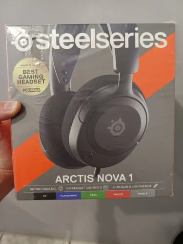 Headset Gamer Steelseries Arctis Nova 1 preto, 3,5 mm Lacrado na caixa - Novo