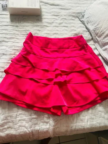 Short saia rosa 