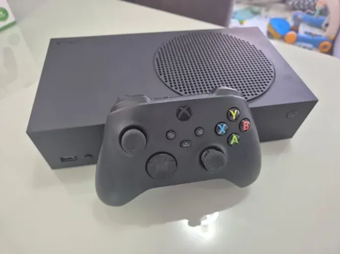 XBOX Series S Carbon Black 1TB(1000GB) Controle Original
