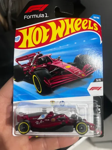 Hot wheels 