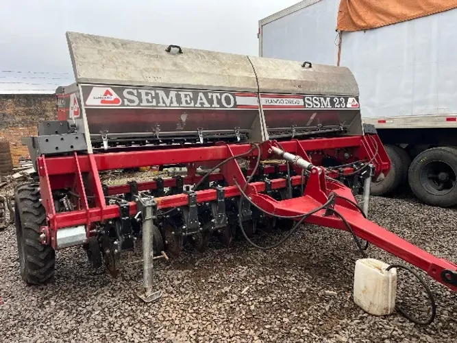 Plantadeira Semeato Ssm 23