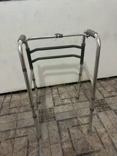 Andador Adulto / Andaja e Muleta