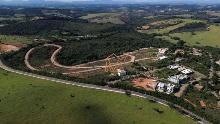Terreno à venda, 1268 m² por R$ 198.560,00 - Zona Rural - São Brás do Suaçuí/MG