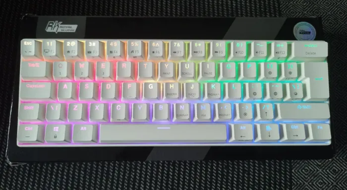 Teclado mecânico Royal Kludge RK61 Switch Red