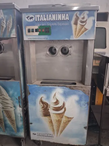 MAQUINAS DE SORVETE ITALIANINHA