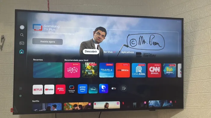 Tv Samsung QLED 43 polegadas, semi nova apenas 1 mês de uso