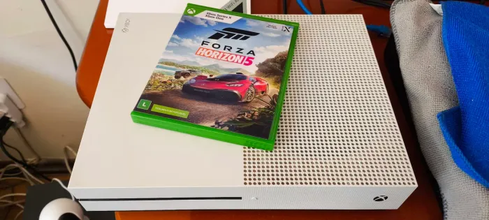 Xbox one s 4k + Forza Horizon 5