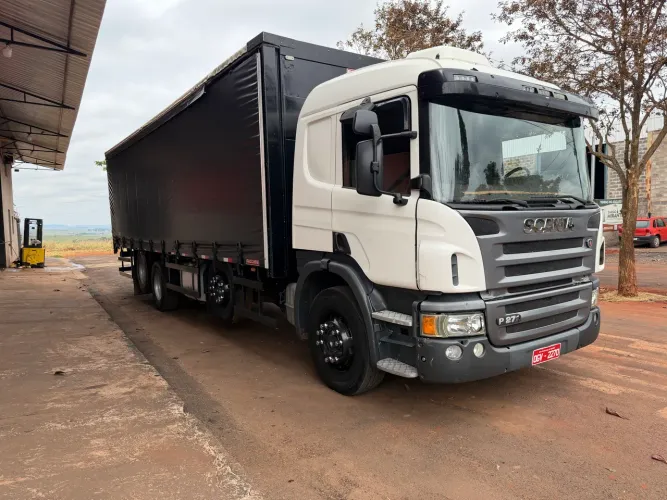 Scania P-270 Bitruk baú sider 9,30mt