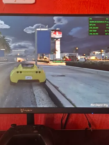 Rx 580 8gb de Vram pouco tempo de uso.