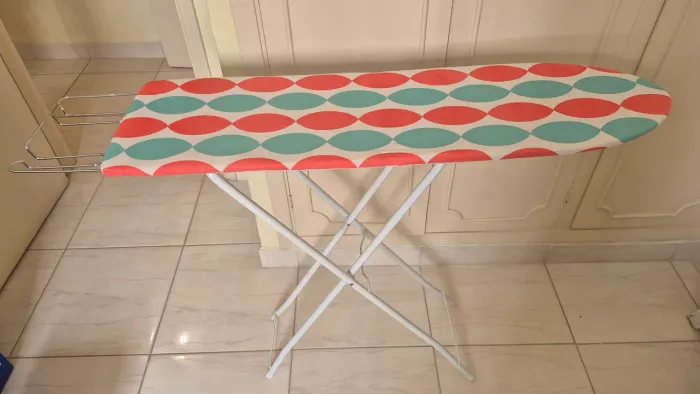 VENDO TÁBUA DE PASSAR ROUPA