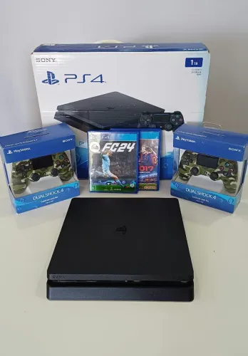PS4 Slim 1TB + 2 Controles Originais + 2 Jogos (Com Caixa)
