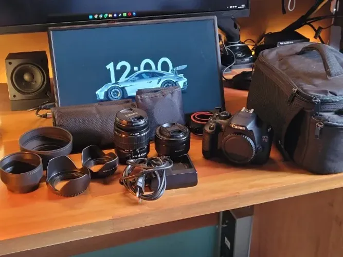 Canon EOS Rebel T5 + Lente 50mm + Kit Completo | Excelente Estado