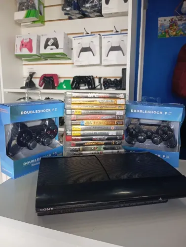 Playstation 3 com 2 controles varios jogos