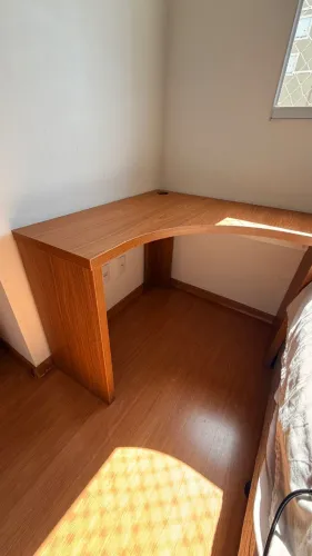 Mesa de Escritório - Escrivaninha