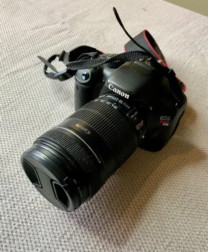 Canon EOS Rebel T2i + Lente 18-135mm IS | 19.854 disparos | Completa